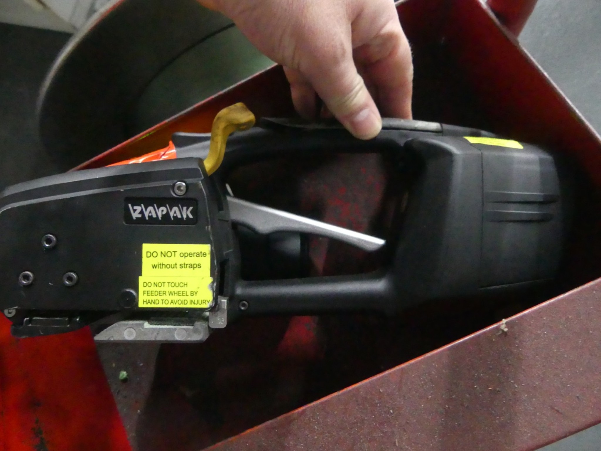 Centra obróbcze, maszyny do obróbki metalu i linie produkcyjne z branży motoryzacyjnej-1