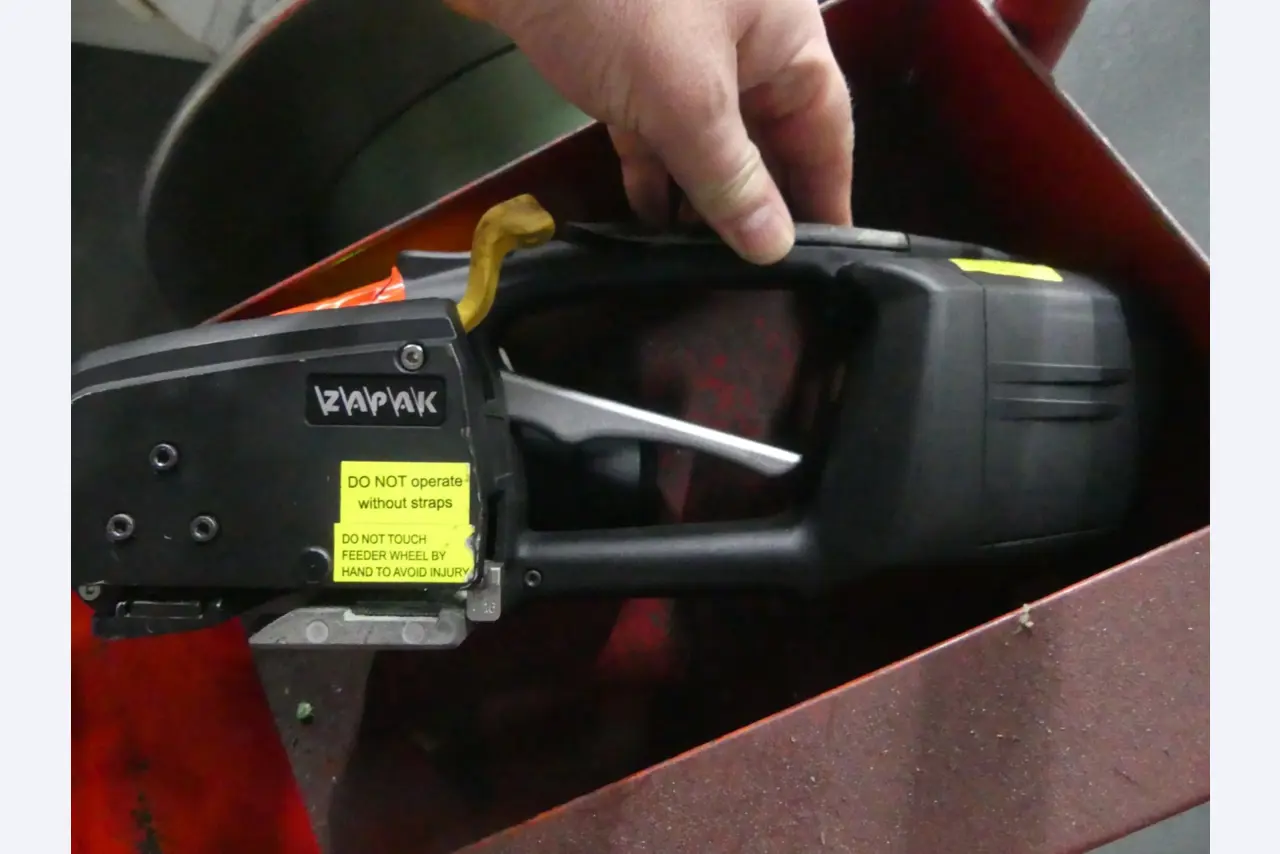 Centra obróbcze, maszyny do obróbki metalu i linie produkcyjne z branży motoryzacyjnej-1