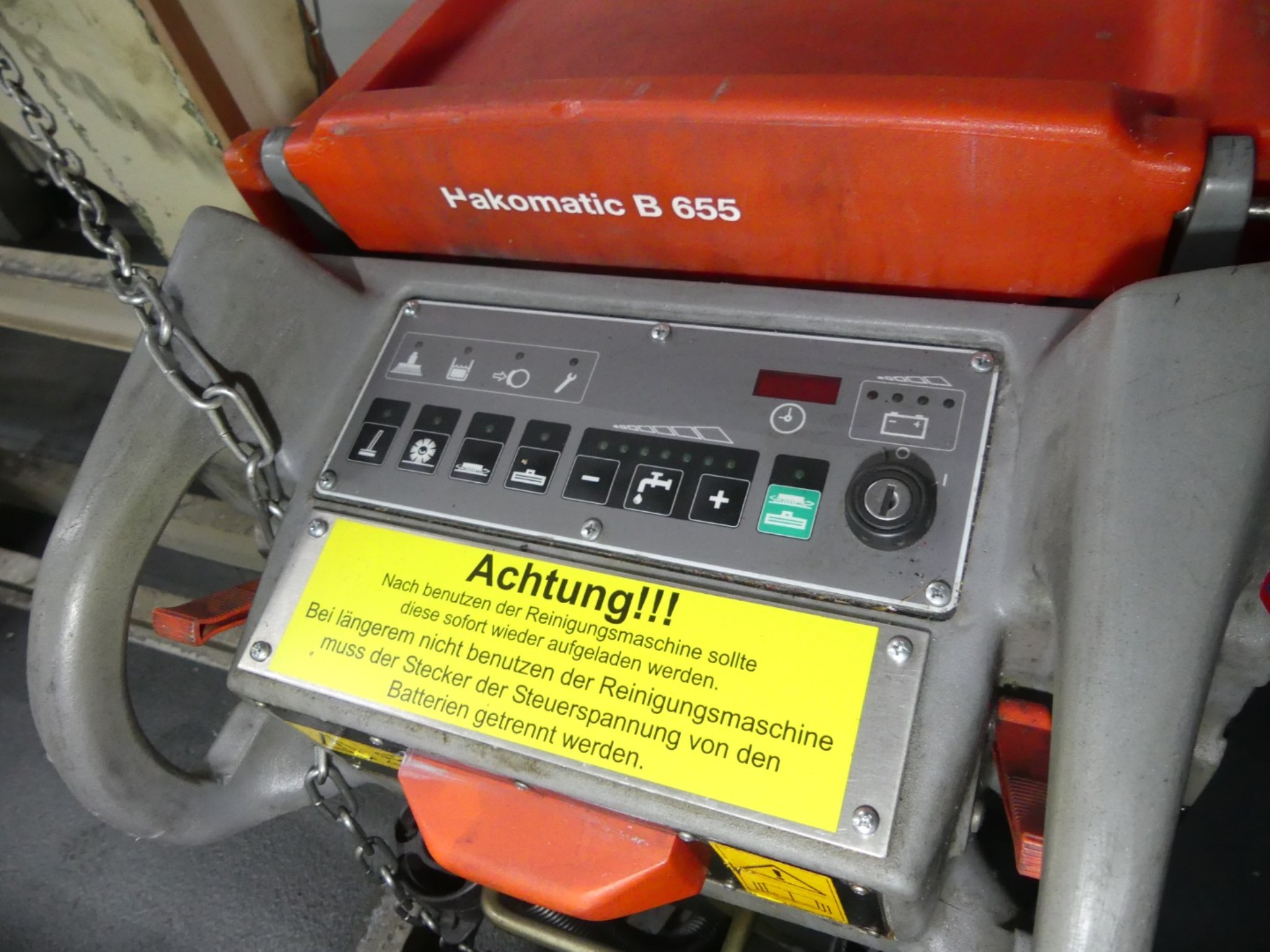 Centra obróbcze, maszyny do obróbki metalu i linie produkcyjne z branży motoryzacyjnej-3
