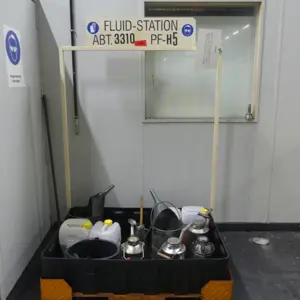 Fluid station