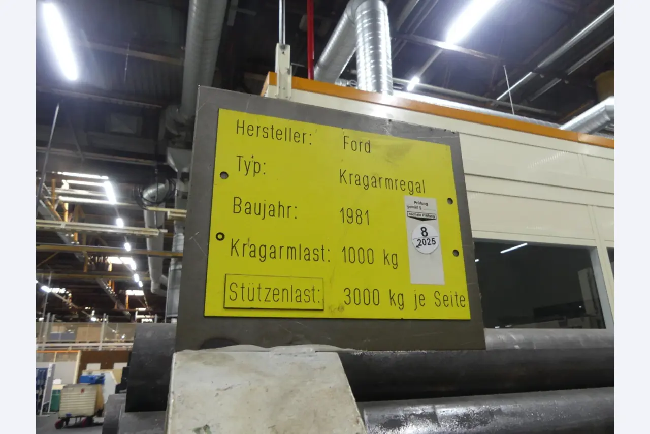 Centra obróbcze, maszyny do obróbki metalu i linie produkcyjne z branży motoryzacyjnej-2
