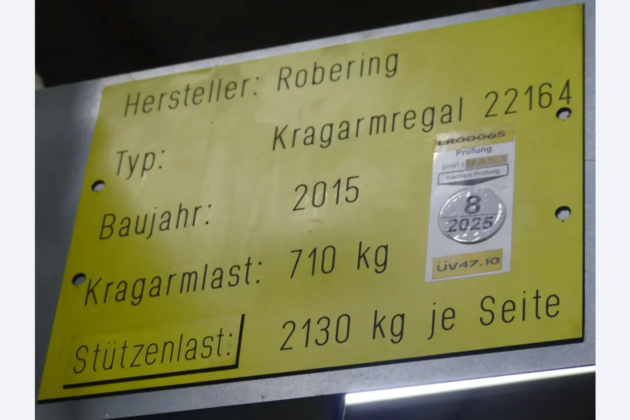 Centra obróbcze, maszyny do obróbki metalu i linie produkcyjne z branży motoryzacyjnej-2