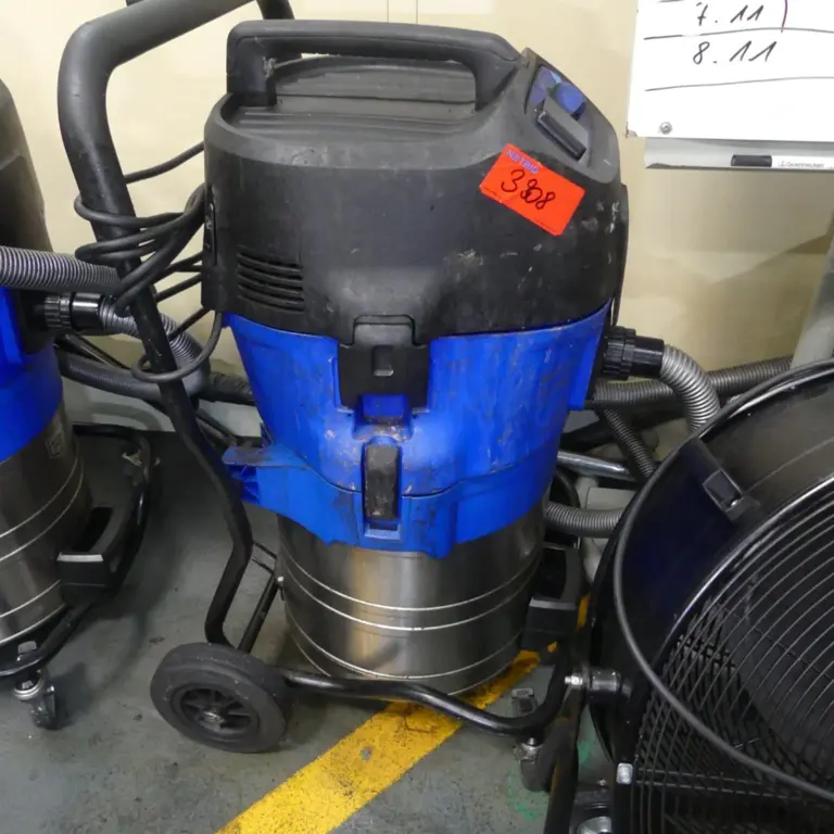 Industrial vacuum cleaner Nilfisk Alto