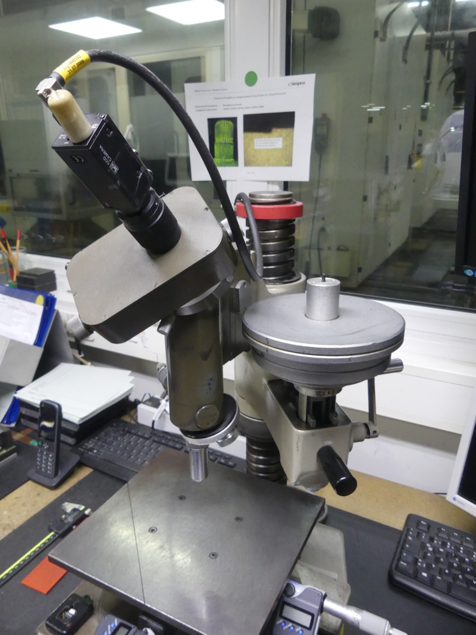 Centros de mecanizado, máquinas para trabajar el metal y líneas de producción de la industria del automóvil-3