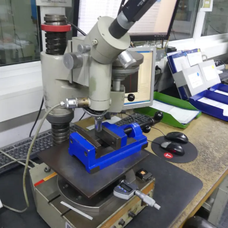 Universal hardness tester with Zwick