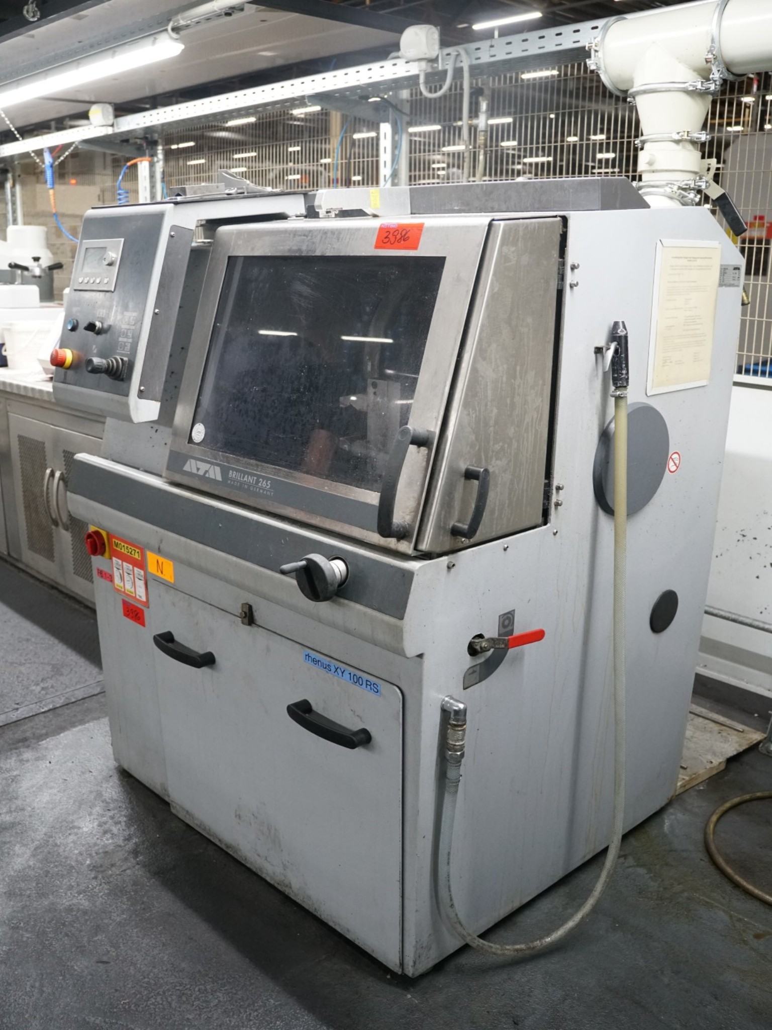 Centros de mecanizado, máquinas para trabajar el metal y líneas de producción de la industria del automóvil-1