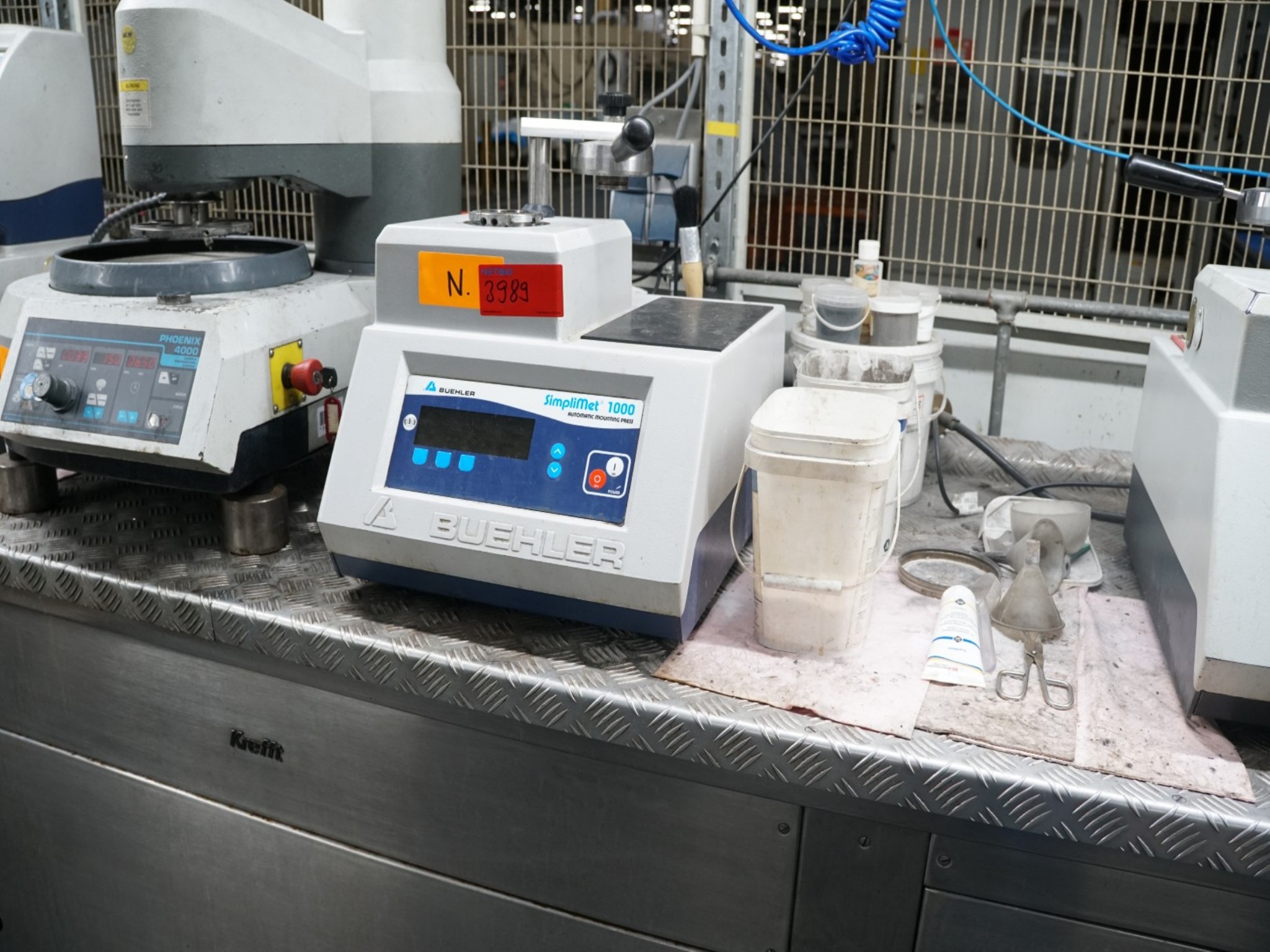 Centros de mecanizado, máquinas para trabajar el metal y líneas de producción de la industria del automóvil-1