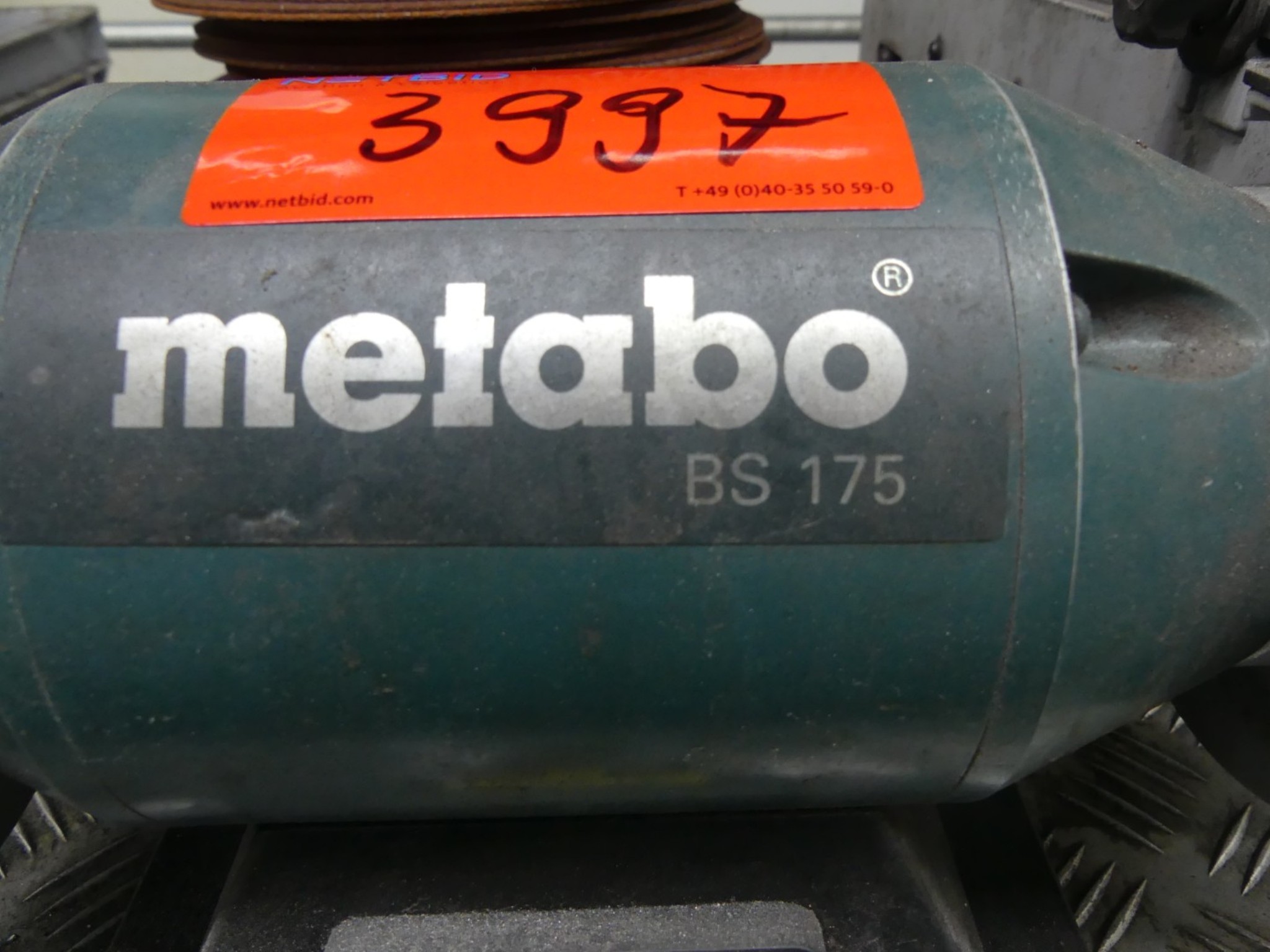 Centros de mecanizado, máquinas para trabajar el metal y líneas de producción de la industria del automóvil-2