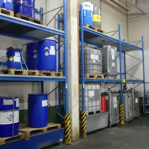 Sistema de prateleiras para trabalhos pesados