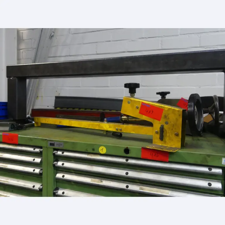 Machines et lignes de production de l'industrie automobile-1