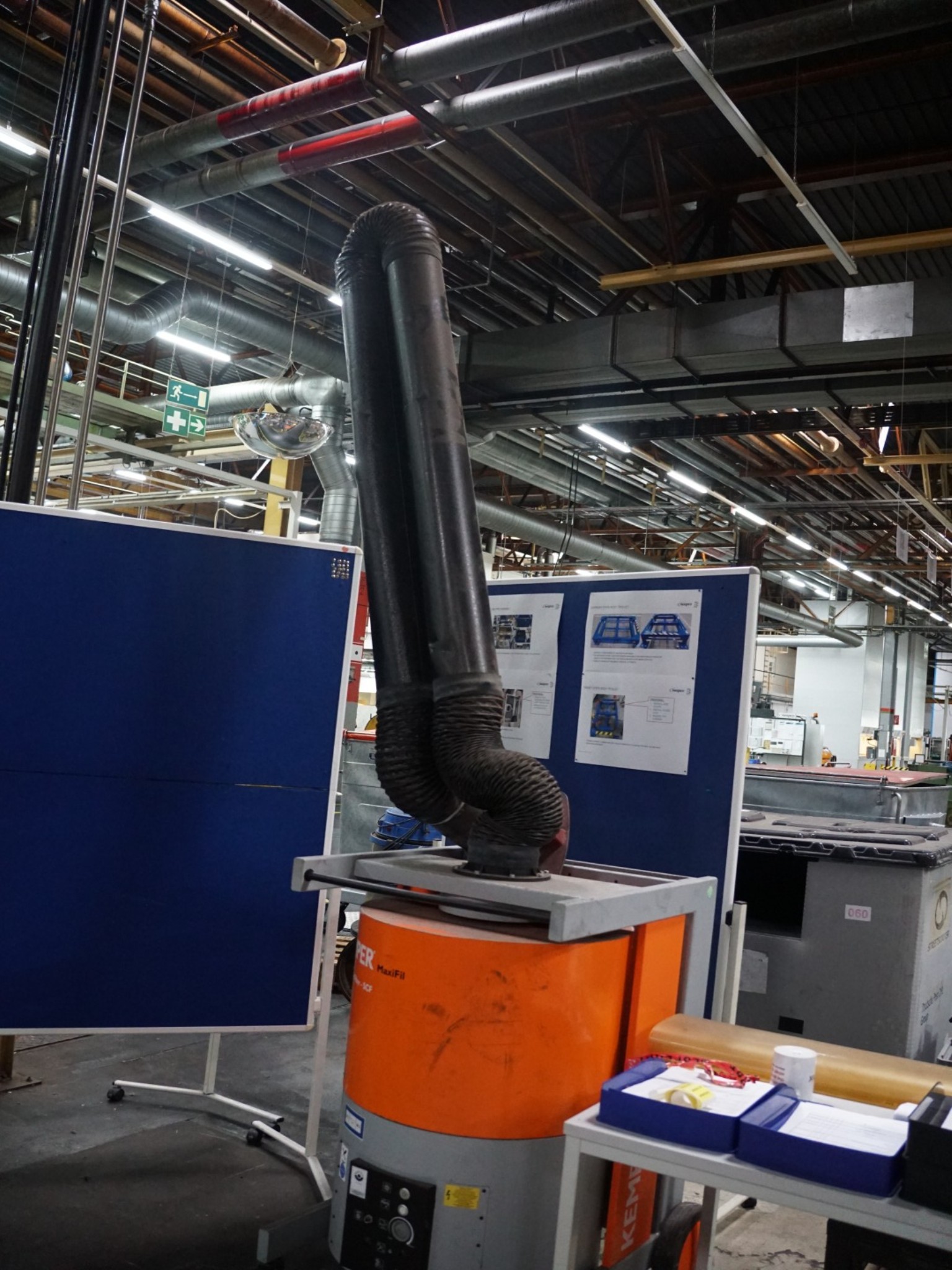Centros de mecanizado, máquinas para trabajar el metal y líneas de producción de la industria del automóvil-3
