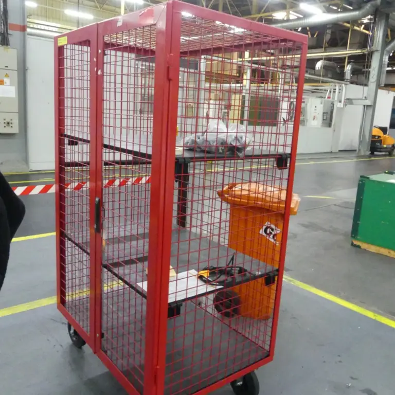 Carrinho de transporte em malha
