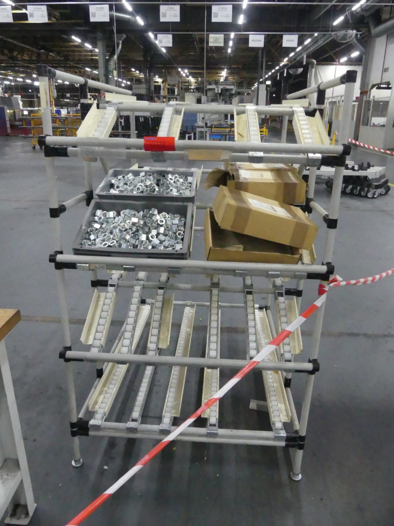 Centros de mecanizado, máquinas para trabajar el metal y líneas de producción de la industria del automóvil-1