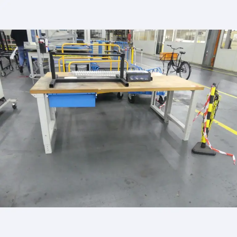 Centros de mecanizado, máquinas para trabajar el metal y líneas de producción de la industria del automóvil-1