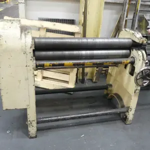 Machine à cintrer à trois cylindres Fasti