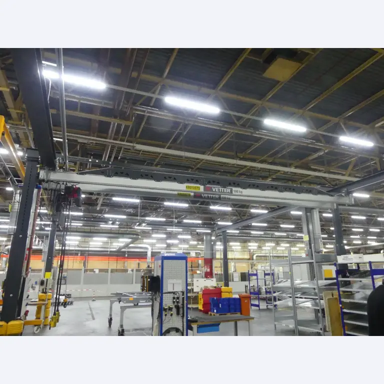 Centros de mecanizado, máquinas para trabajar el metal y líneas de producción de la industria del automóvil-1