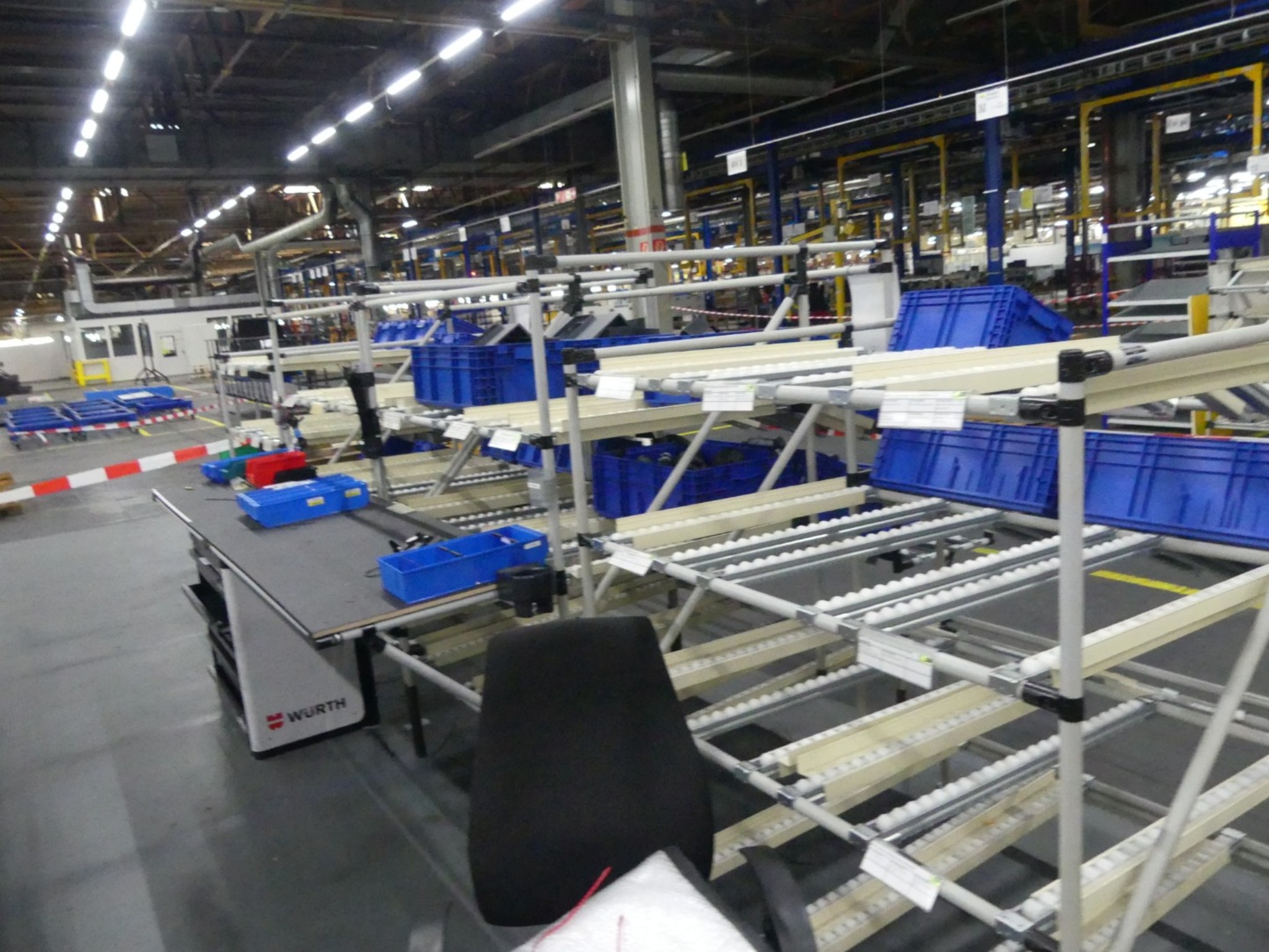 Centros de mecanizado, máquinas para trabajar el metal y líneas de producción de la industria del automóvil-2