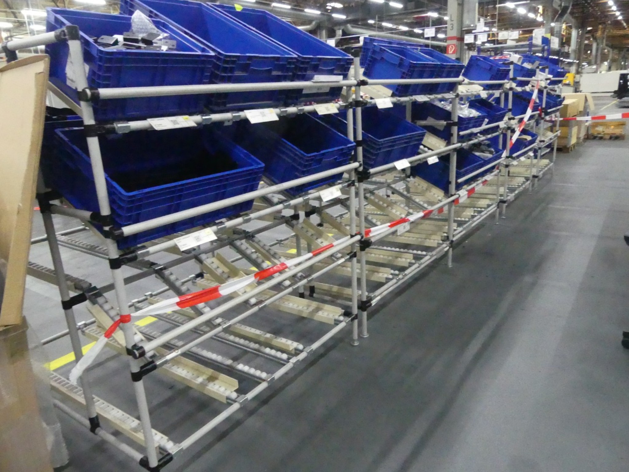 Centros de mecanizado, máquinas para trabajar el metal y líneas de producción de la industria del automóvil-4