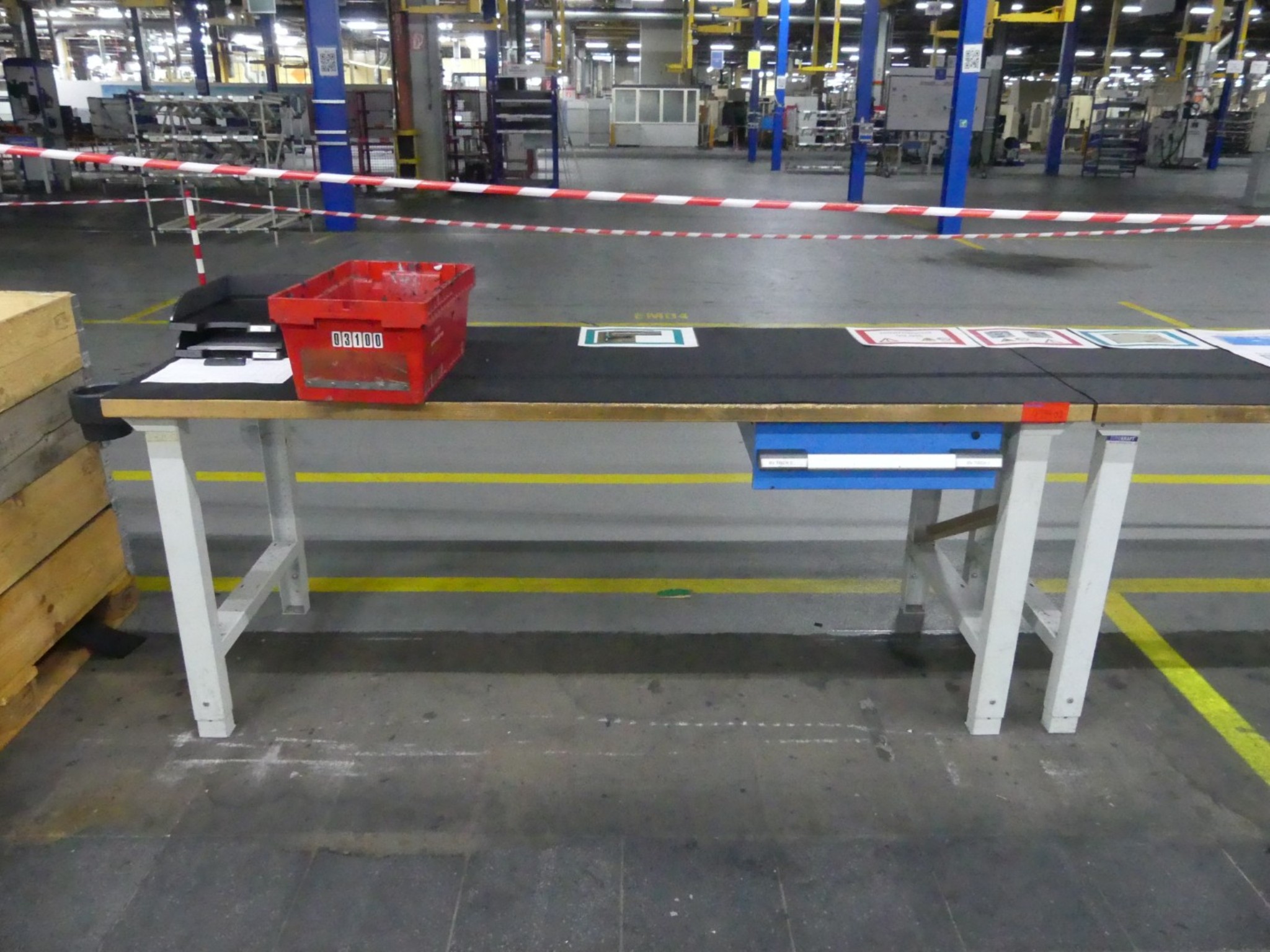 Centros de mecanizado, máquinas para trabajar el metal y líneas de producción de la industria del automóvil-2