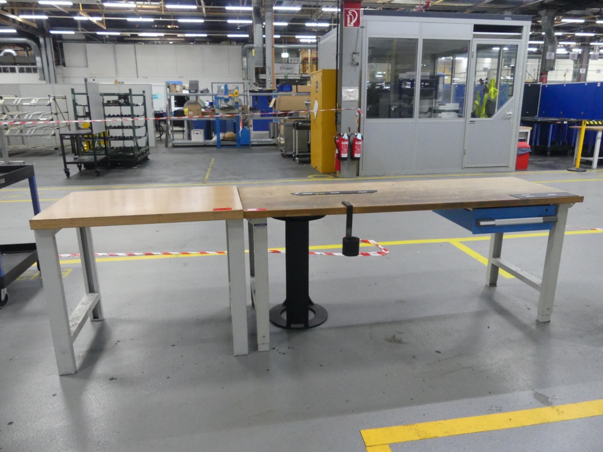 Centros de mecanizado, máquinas para trabajar el metal y líneas de producción de la industria del automóvil-1