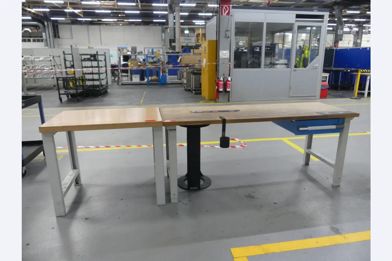 Centros de mecanizado, máquinas para trabajar el metal y líneas de producción de la industria del automóvil-1
