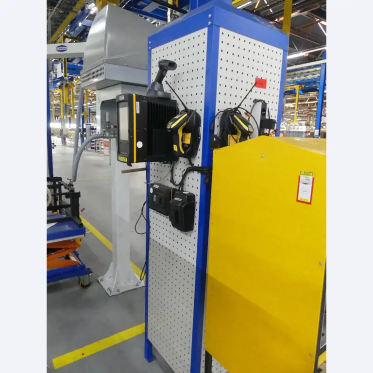 Centros de mecanizado, máquinas para trabajar el metal y líneas de producción de la industria del automóvil-1