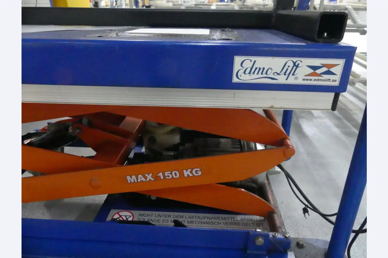 Centra obróbcze, maszyny do obróbki metalu i linie produkcyjne z branży motoryzacyjnej-3