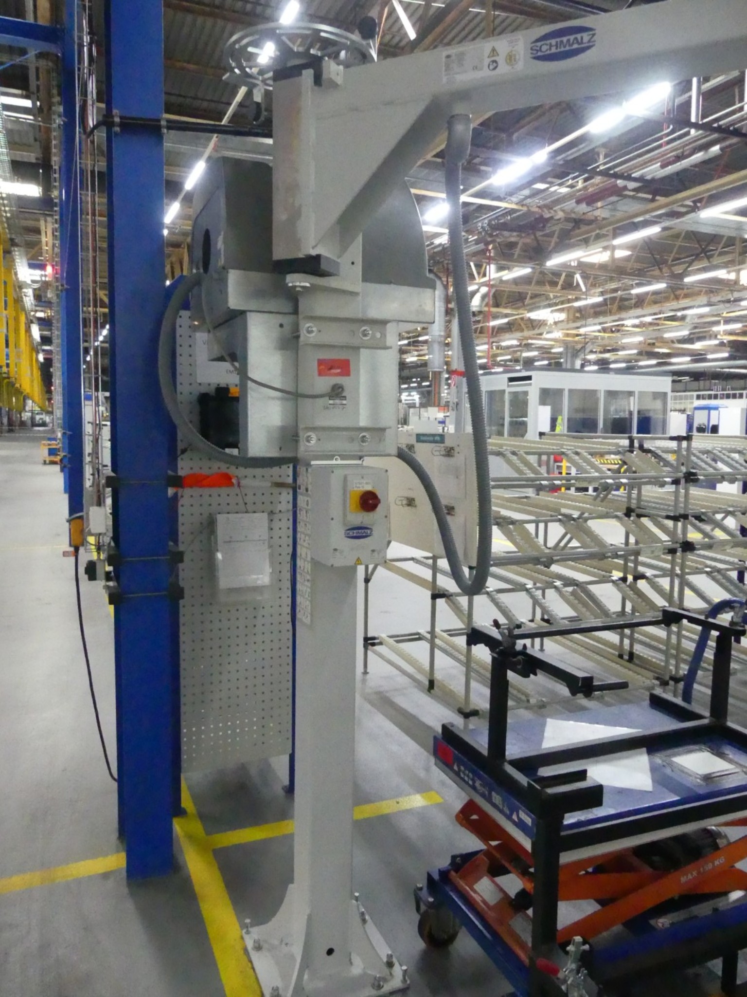 Centros de mecanizado, máquinas para trabajar el metal y líneas de producción de la industria del automóvil-2