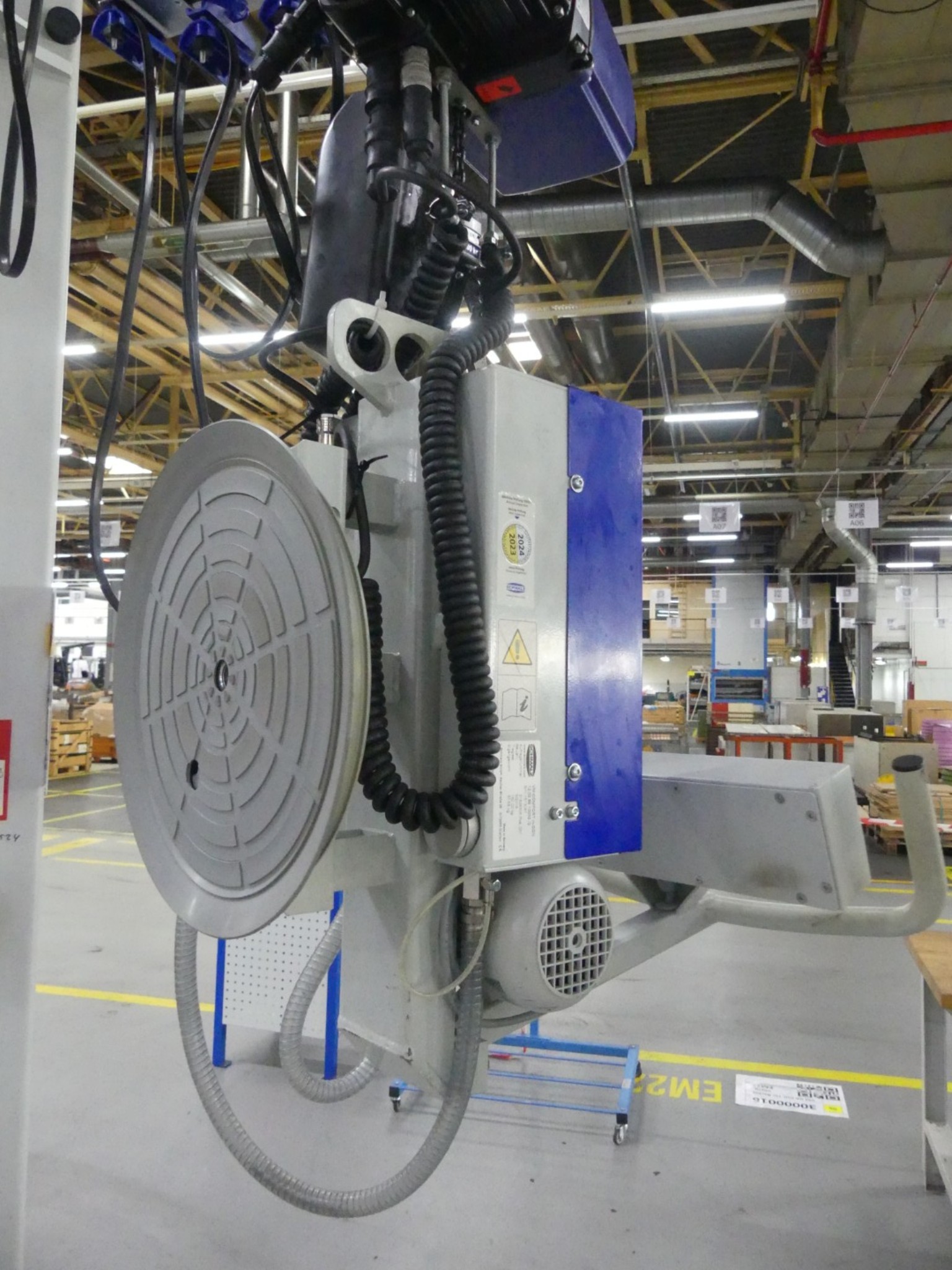 Centros de mecanizado, máquinas para trabajar el metal y líneas de producción de la industria del automóvil-5