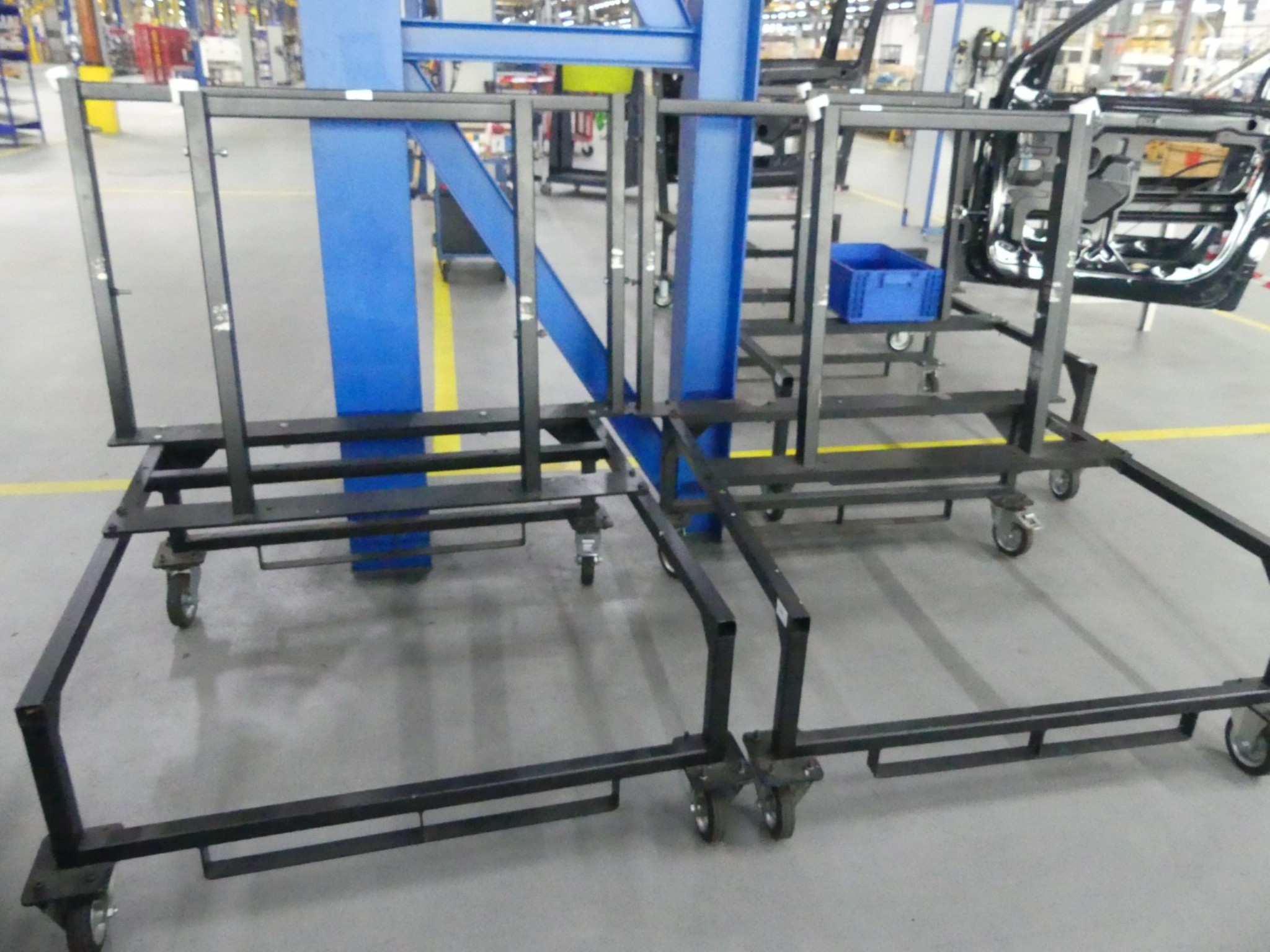 Centros de mecanizado, máquinas para trabajar el metal y líneas de producción de la industria del automóvil-2