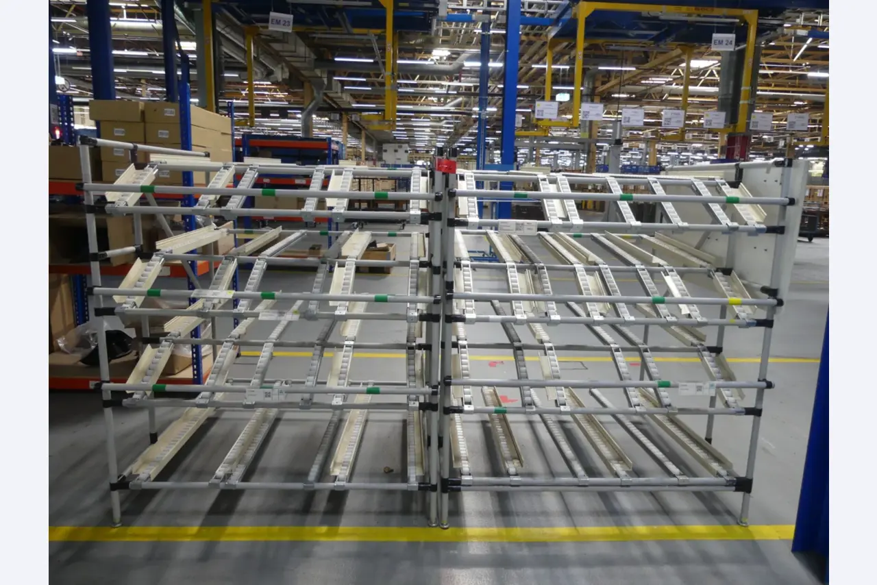 Centros de mecanizado, máquinas para trabajar el metal y líneas de producción de la industria del automóvil-1