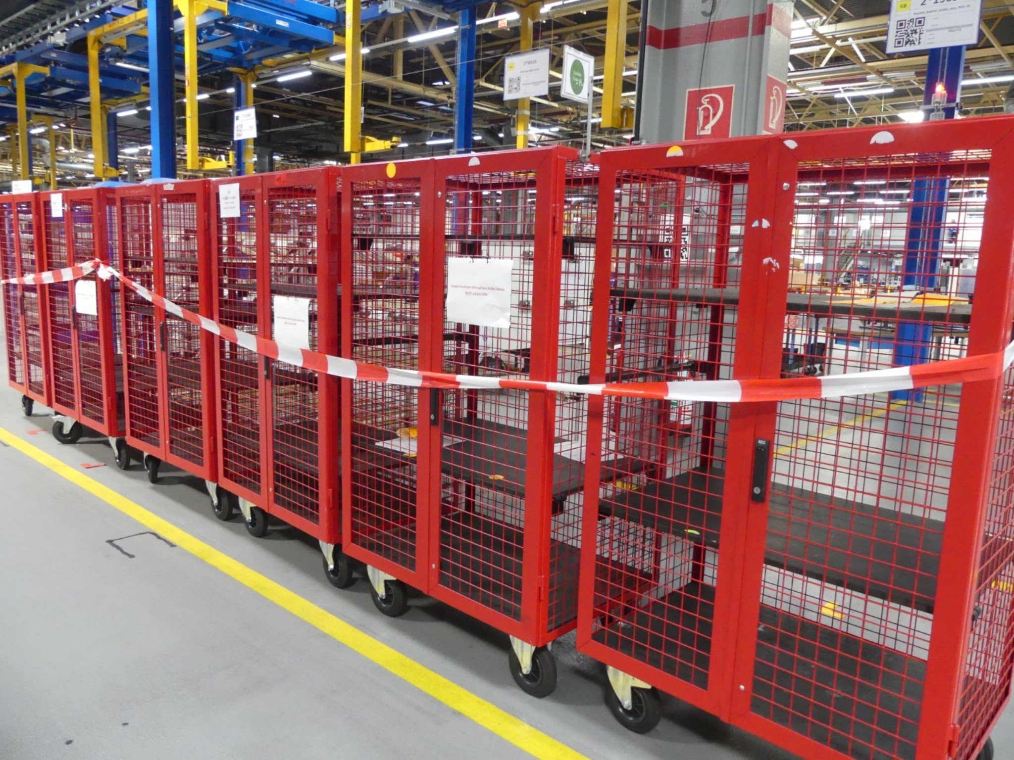 Centros de mecanizado, máquinas para trabajar el metal y líneas de producción de la industria del automóvil-2