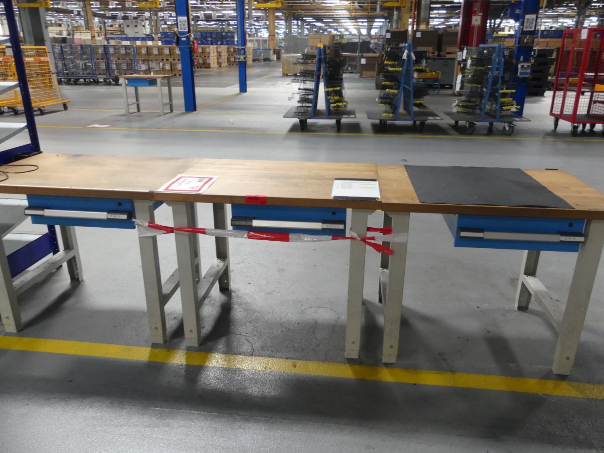 Centra obróbcze, maszyny do obróbki metalu i linie produkcyjne z branży motoryzacyjnej-2