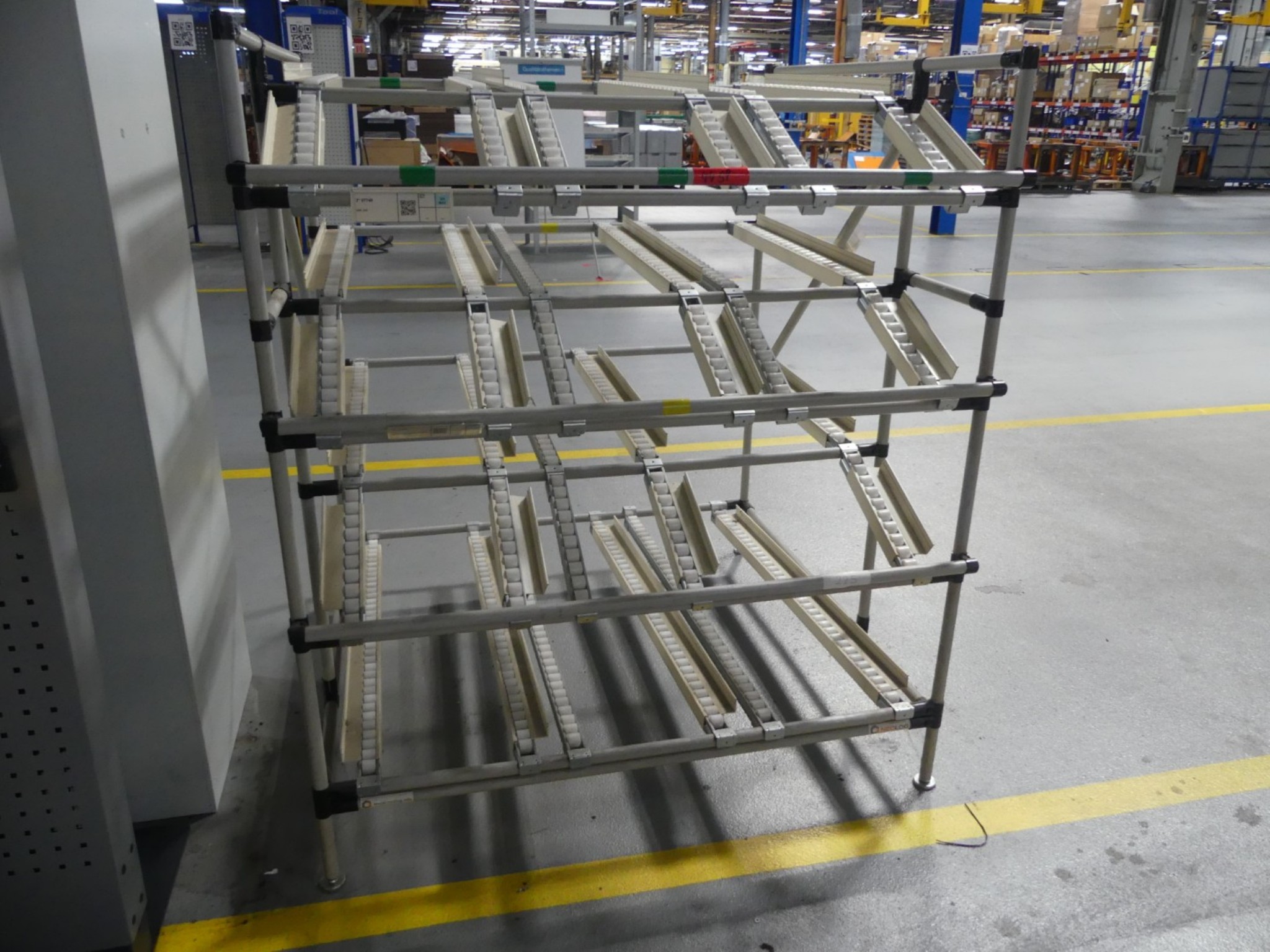 Centra obróbcze, maszyny do obróbki metalu i linie produkcyjne z branży motoryzacyjnej-1