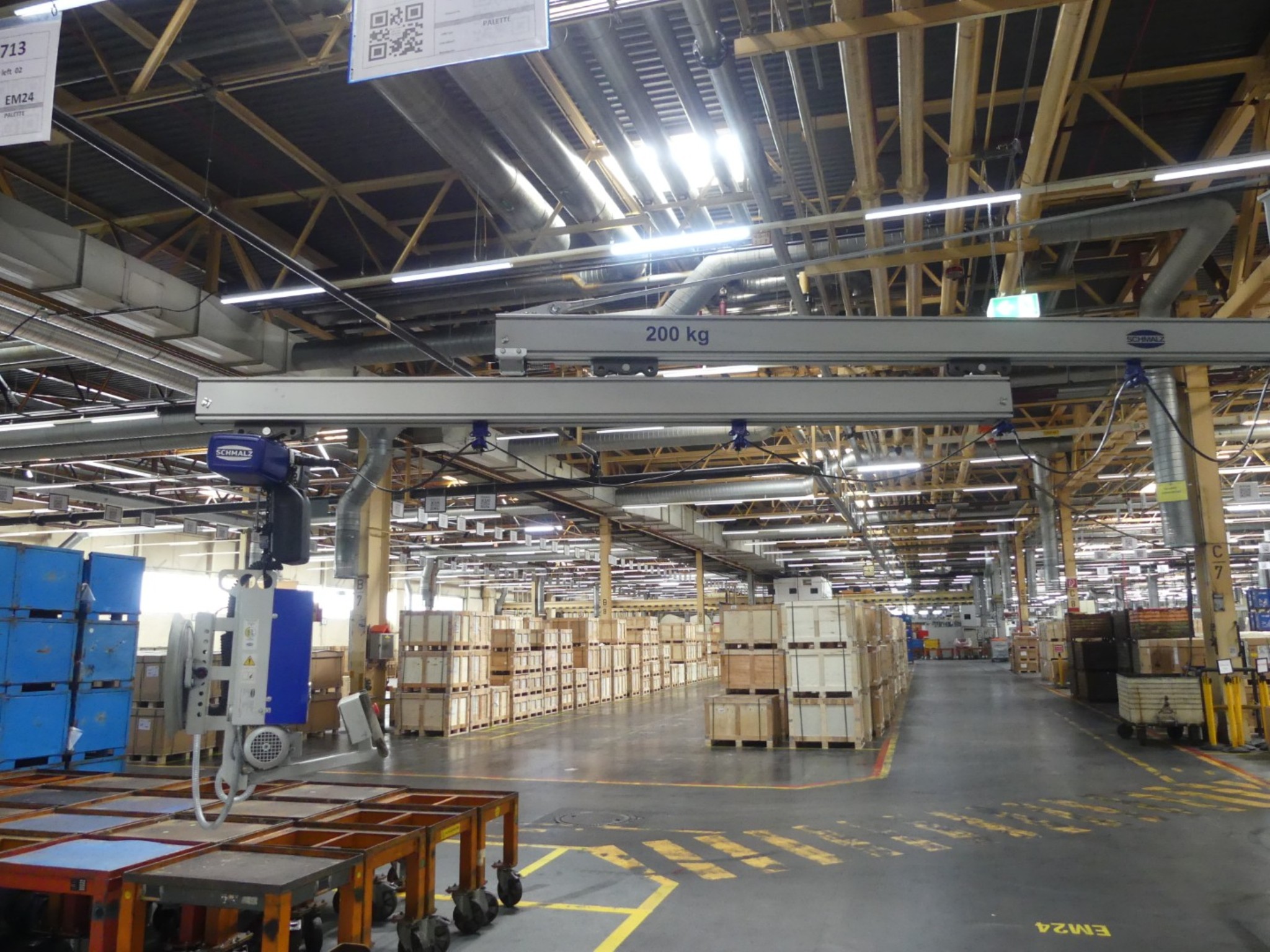 Centros de mecanizado, máquinas para trabajar el metal y líneas de producción de la industria del automóvil-2