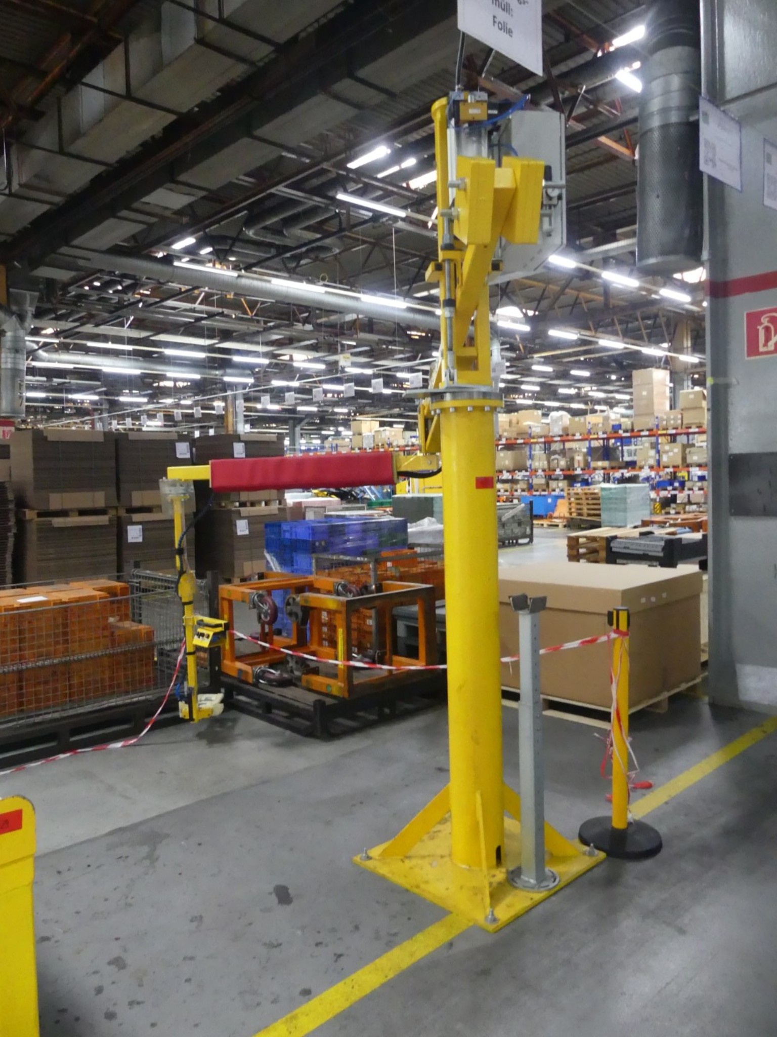 Centros de mecanizado, máquinas para trabajar el metal y líneas de producción de la industria del automóvil-1