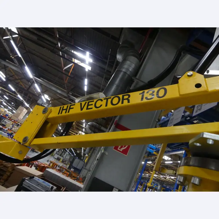 Centros de mecanizado, máquinas para trabajar el metal y líneas de producción de la industria del automóvil-2