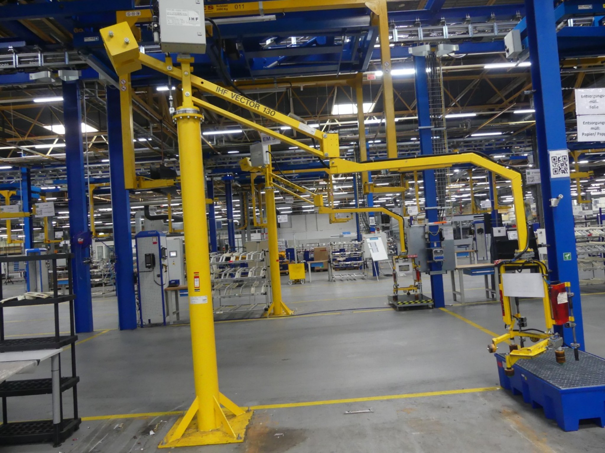 Centra obróbcze, maszyny do obróbki metalu i linie produkcyjne z branży motoryzacyjnej-4