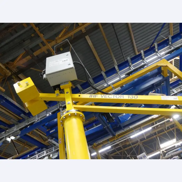 Centra obróbcze, maszyny do obróbki metalu i linie produkcyjne z branży motoryzacyjnej-5