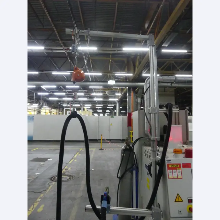 Centros de mecanizado, máquinas para trabajar el metal y líneas de producción de la industria del automóvil-4