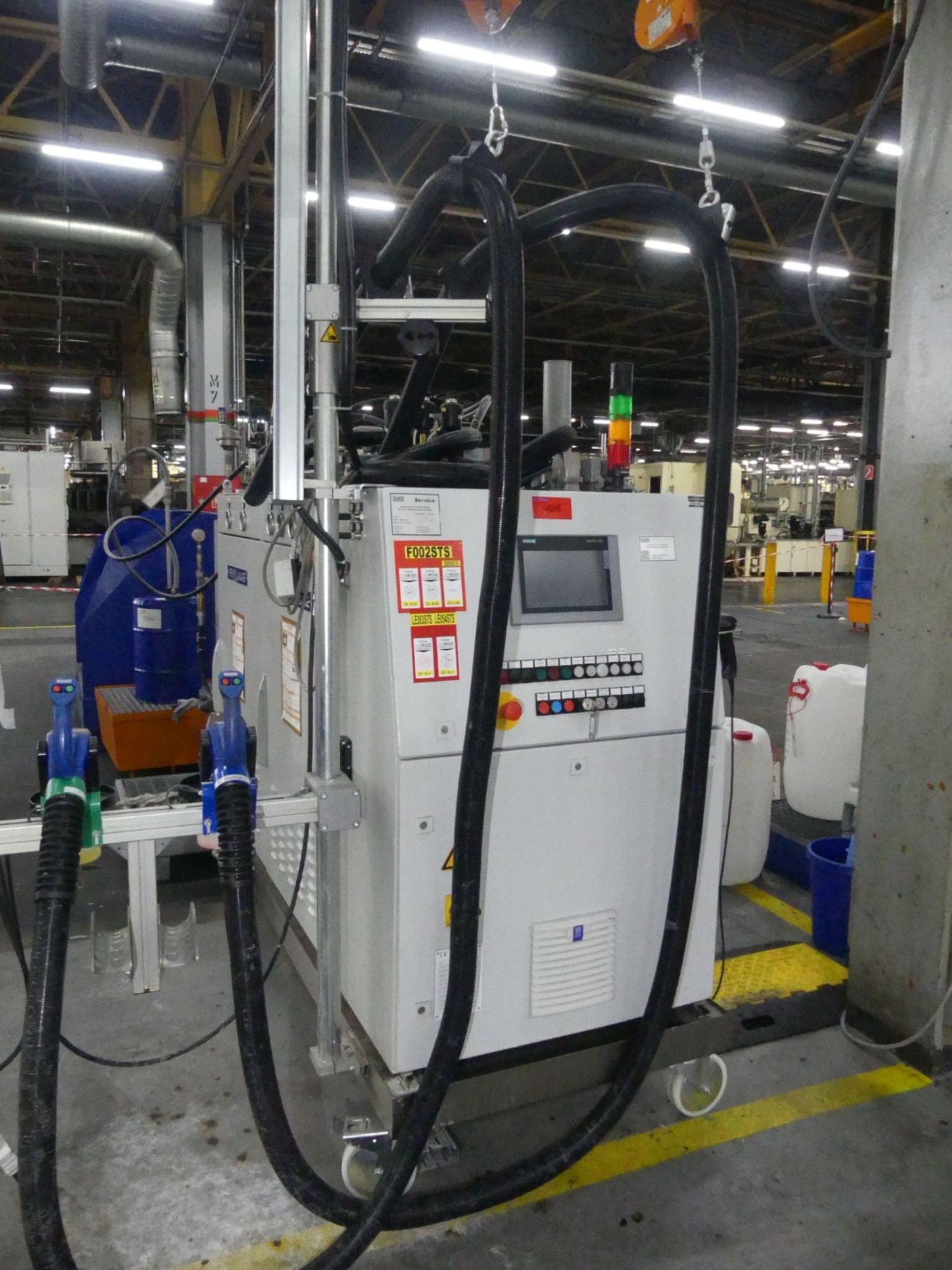Centros de mecanizado, máquinas para trabajar el metal y líneas de producción de la industria del automóvil-1