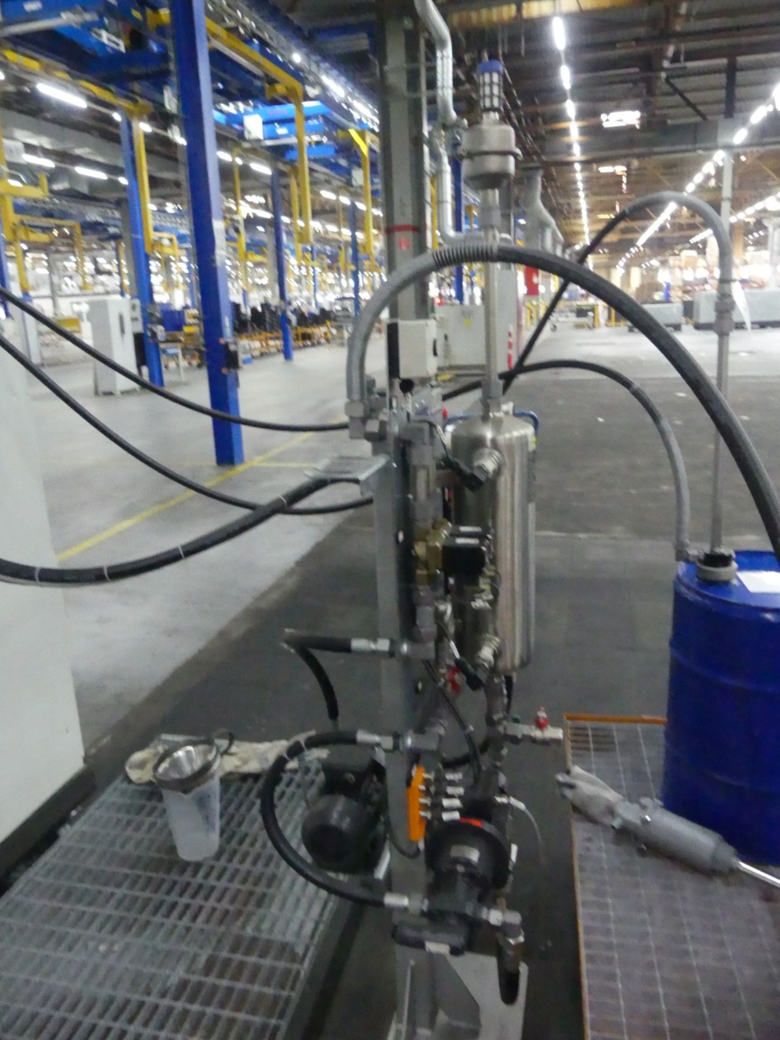 Centros de mecanizado, máquinas para trabajar el metal y líneas de producción de la industria del automóvil-4