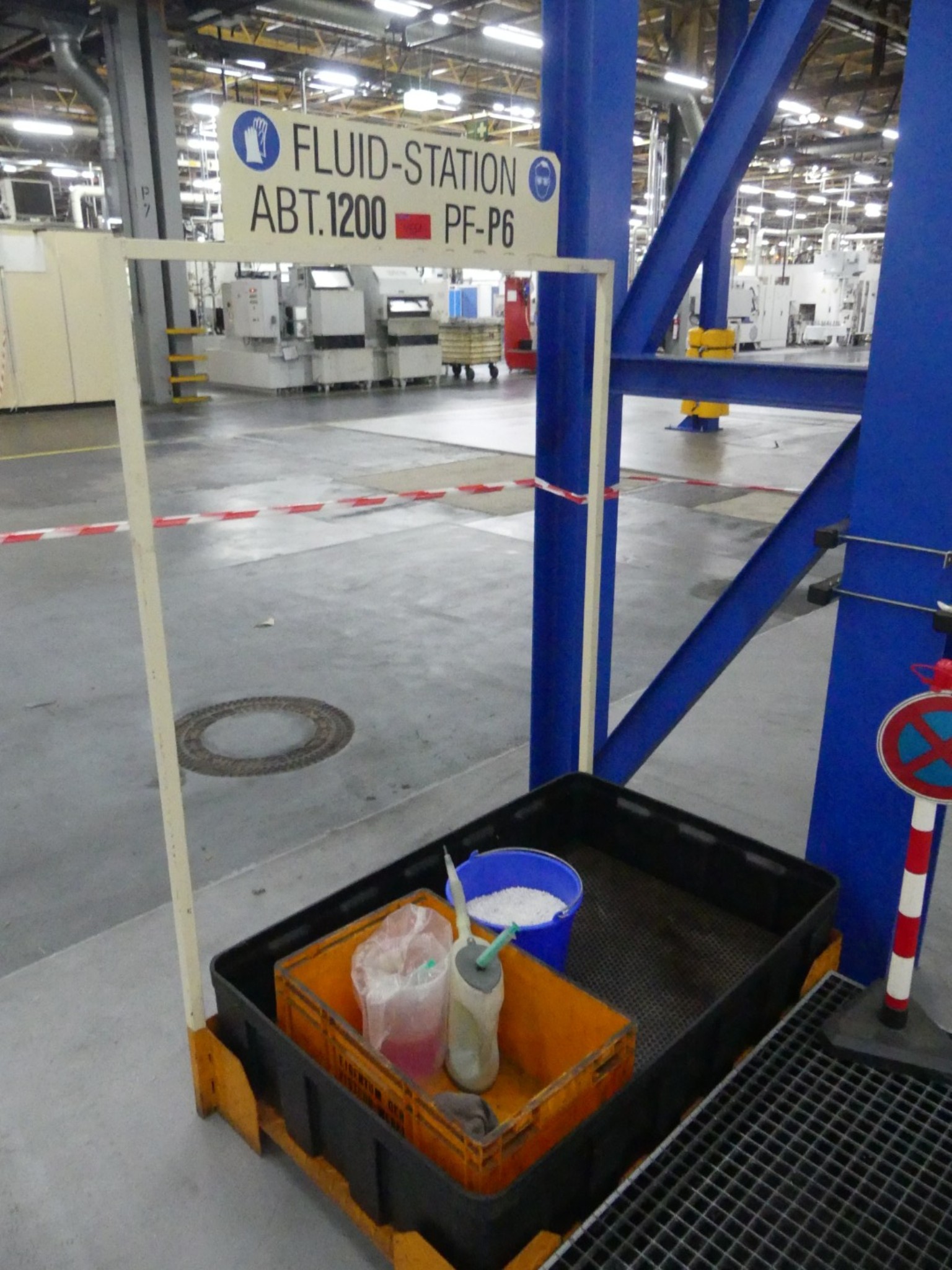 Centros de mecanizado, máquinas para trabajar el metal y líneas de producción de la industria del automóvil-1
