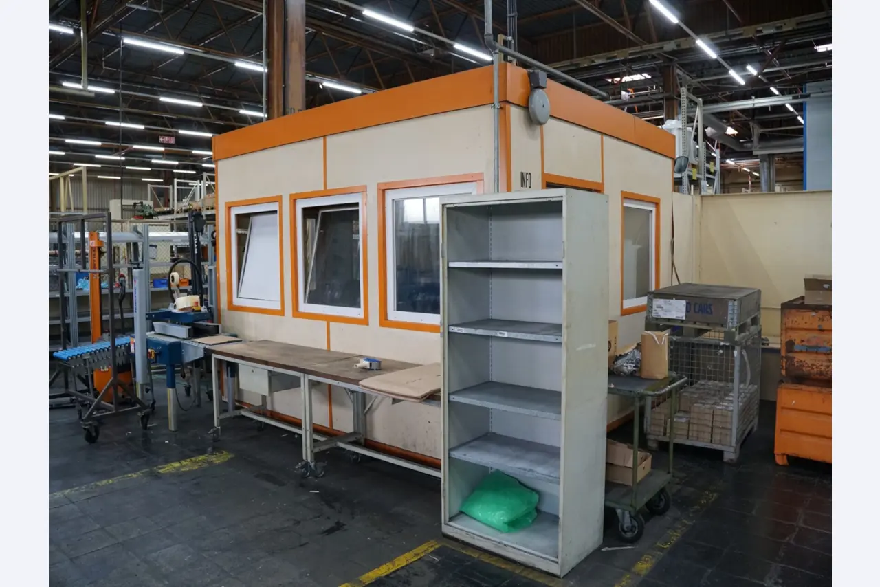 Centros de mecanizado, máquinas para trabajar el metal y líneas de producción de la industria del automóvil-1