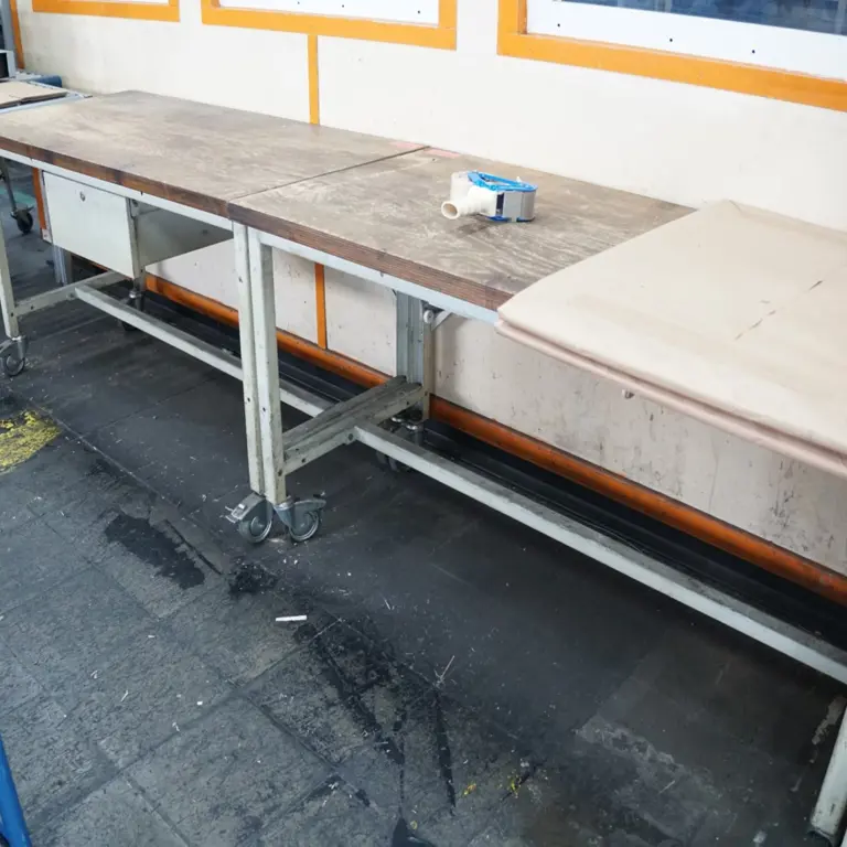 2 Mesa de trabalho