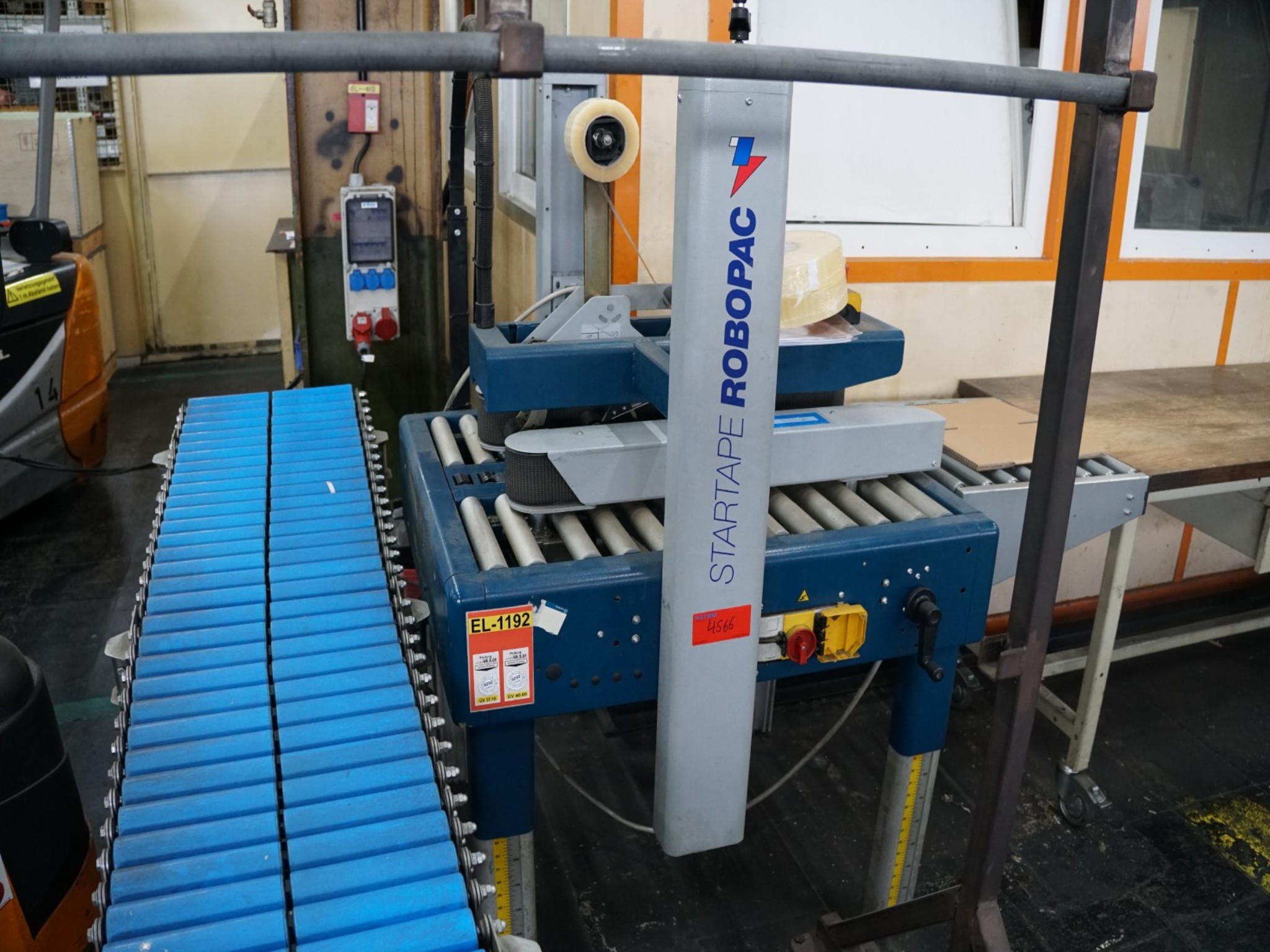 Centros de mecanizado, máquinas para trabajar el metal y líneas de producción de la industria del automóvil-1