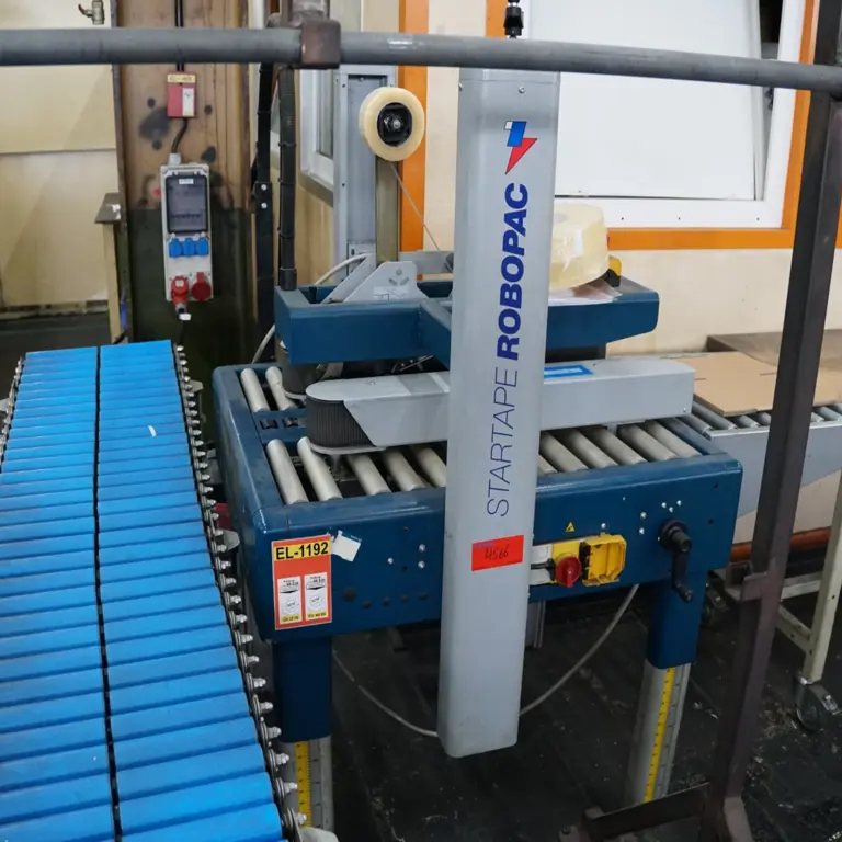 Parcel sealing machine Robopac Startape