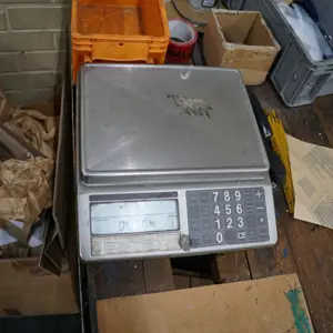 Parcel scale K-Tron Pesa AG