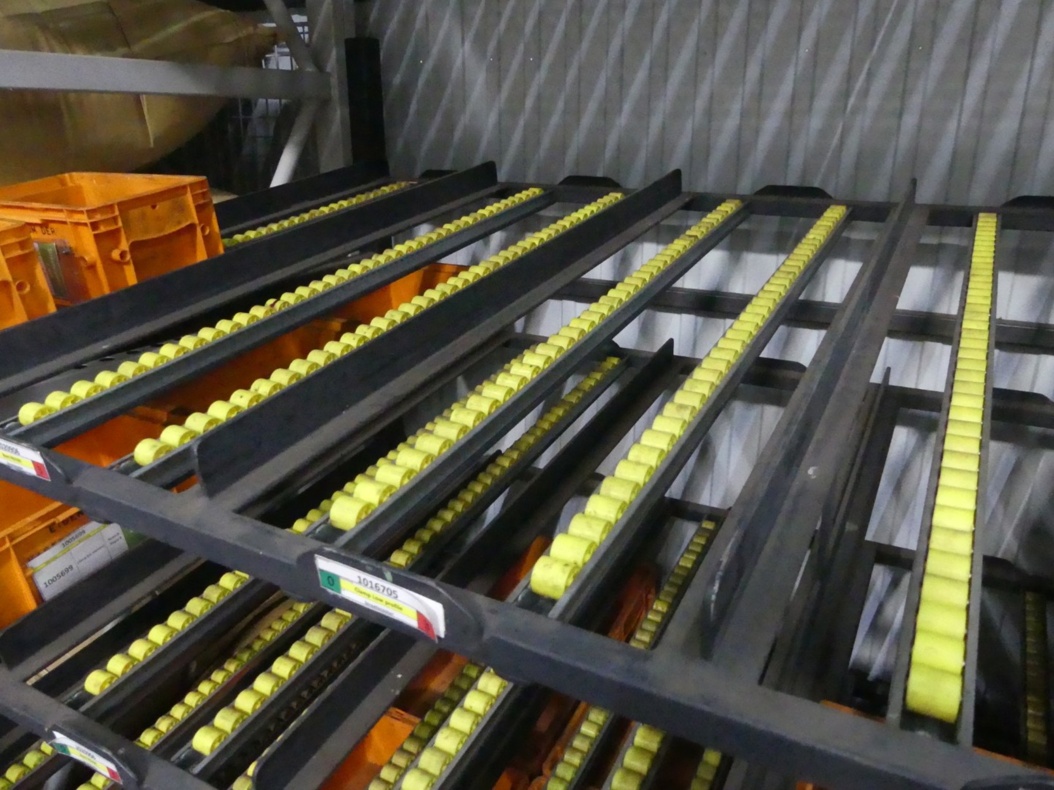 Centros de mecanizado, máquinas para trabajar el metal y líneas de producción de la industria del automóvil-2