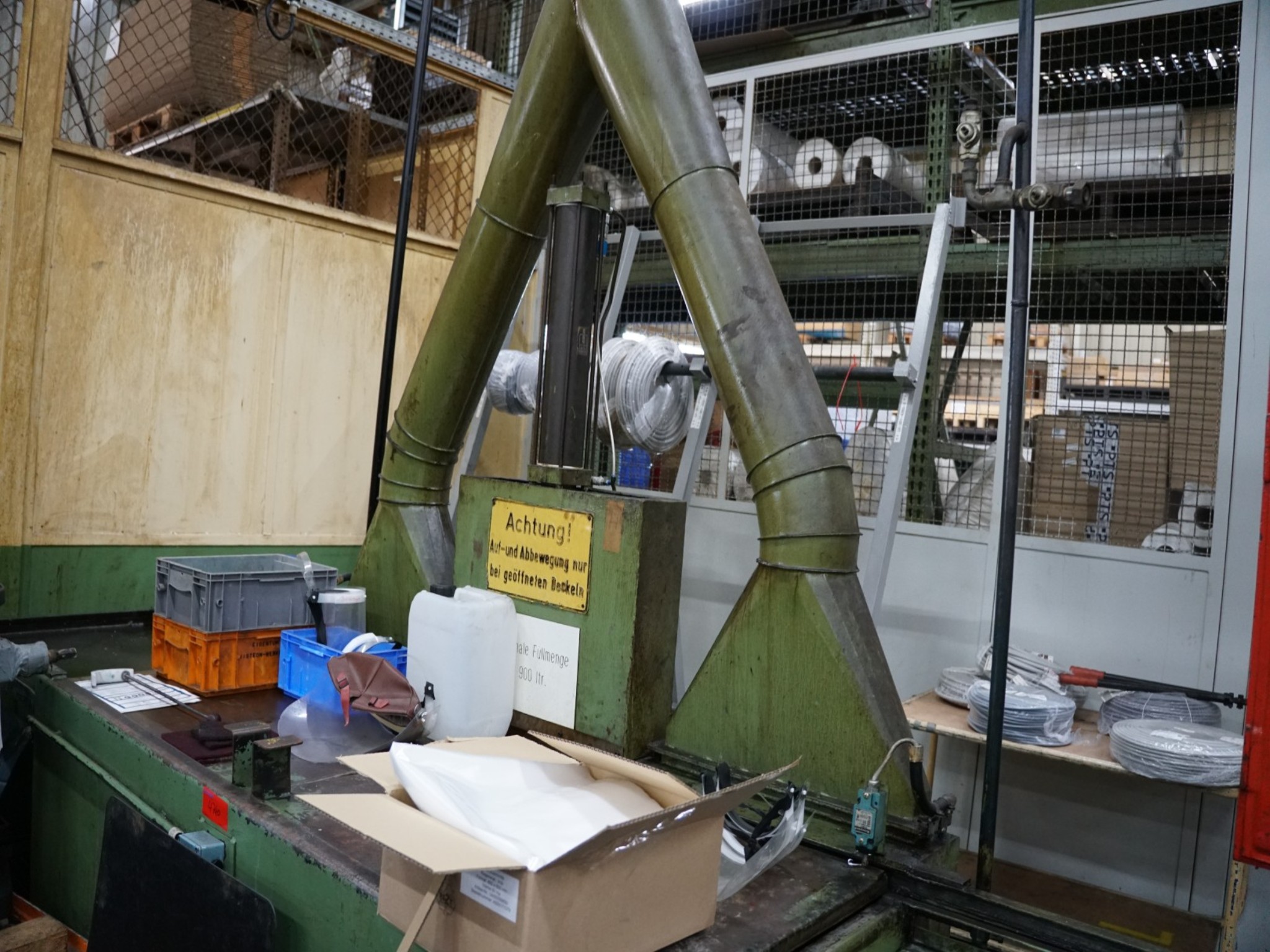 Centros de mecanizado, máquinas para trabajar el metal y líneas de producción de la industria del automóvil-2
